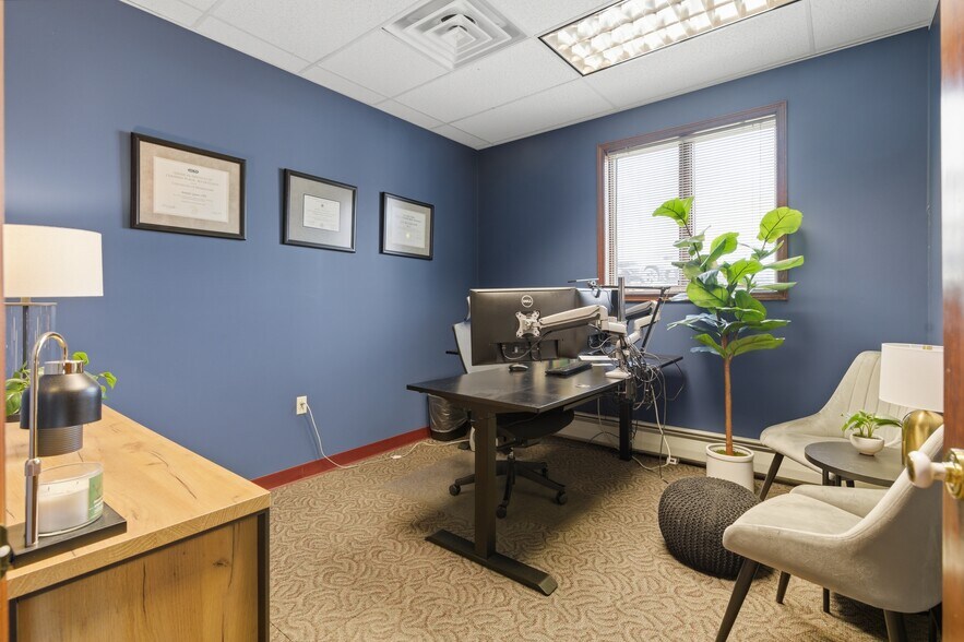 More Photos Of 33 Century Hill Dr, Latham Office For Sale