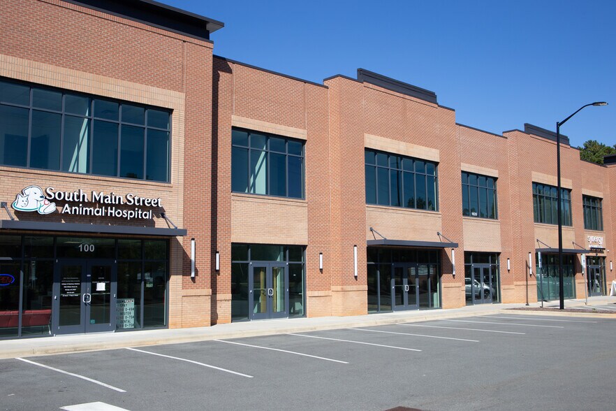 More Photos Of 1628 Main St, Wake Forest Storefront Retail Office For Lease