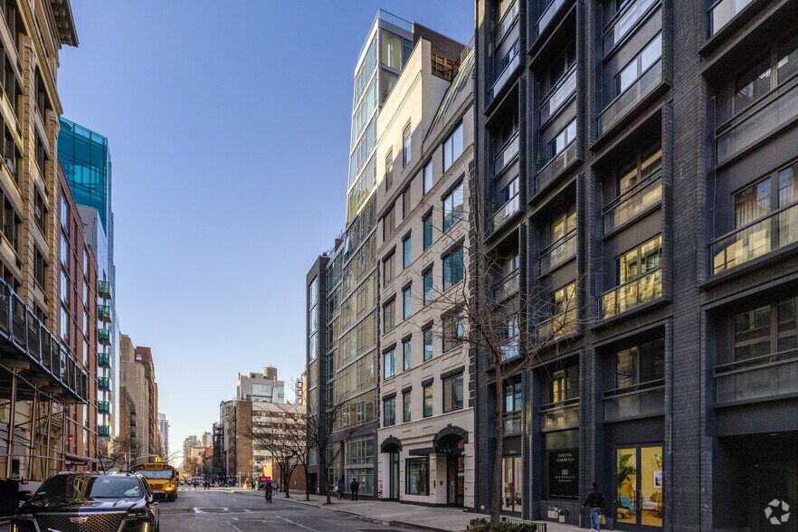 Primary Photo Of 157 W 18th St, New York Office For Lease