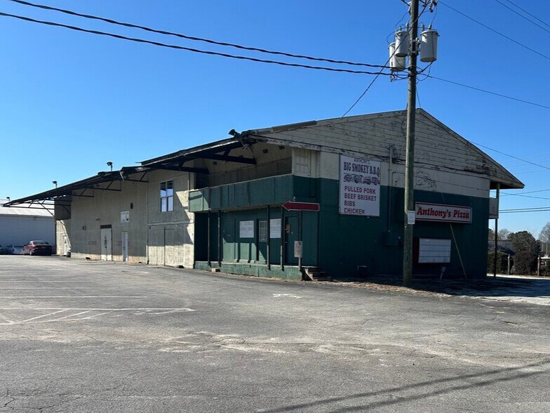 More Photos Of 3155 E Ponce de Leon Ave, Scottdale Unknown For Lease