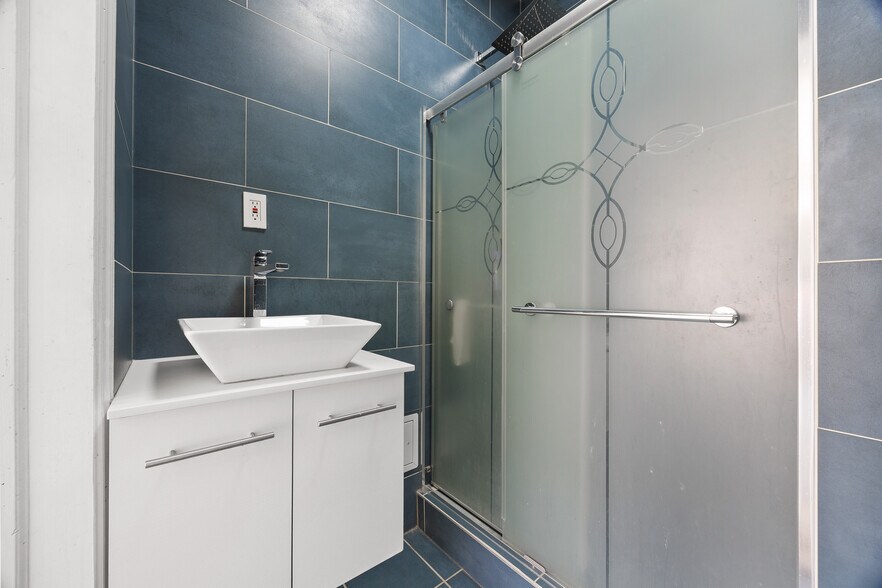 More Photos Of 222 E 51st St, Brooklyn Storefront Retail Residential For Sale