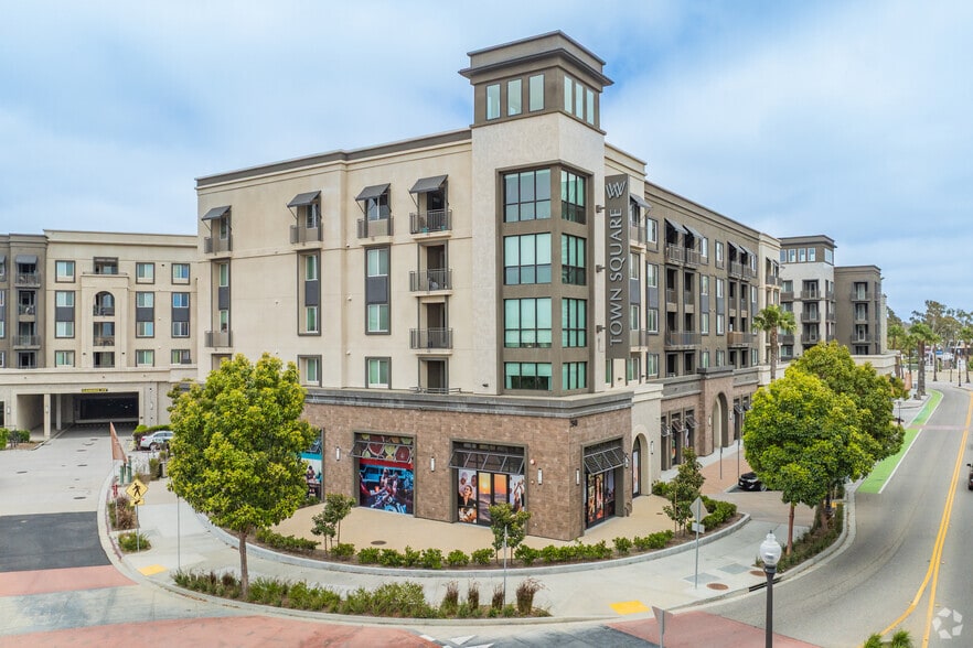 Primary Photo Of 2650 Wagon Wheel Rd, Oxnard Apartments For Lease