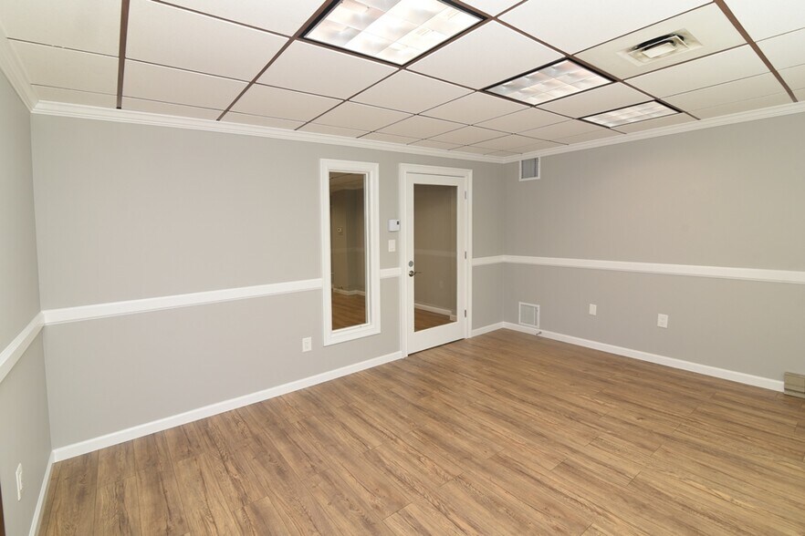 More Photos Of 155 Main St, Brewster Office For Sale