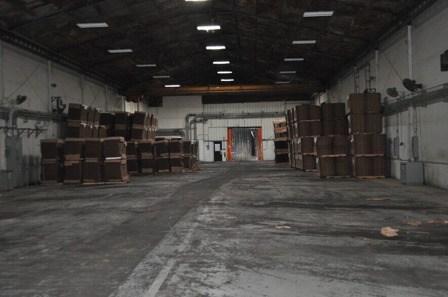 More Photos Of 164 Seneca Rd, Lehighton Warehouse For Lease