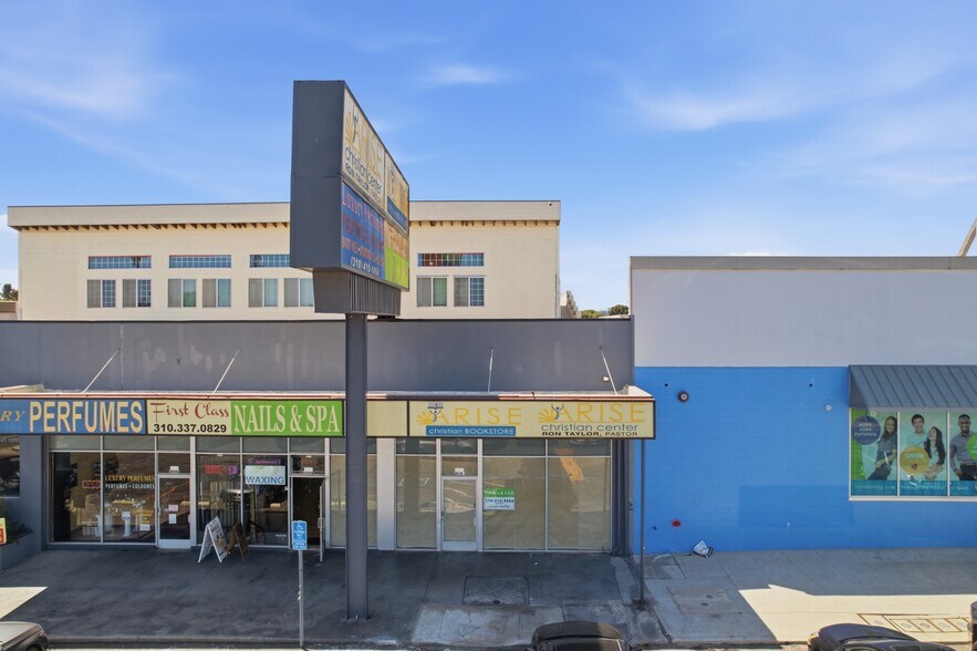 More Photos Of 6949 La Tijera Blvd, Los Angeles General Retail For Lease