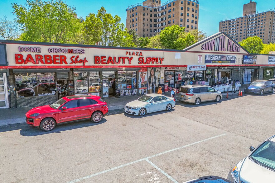 More Photos Of 4000-4026 Boston Rd, Bronx Storefront For Sale