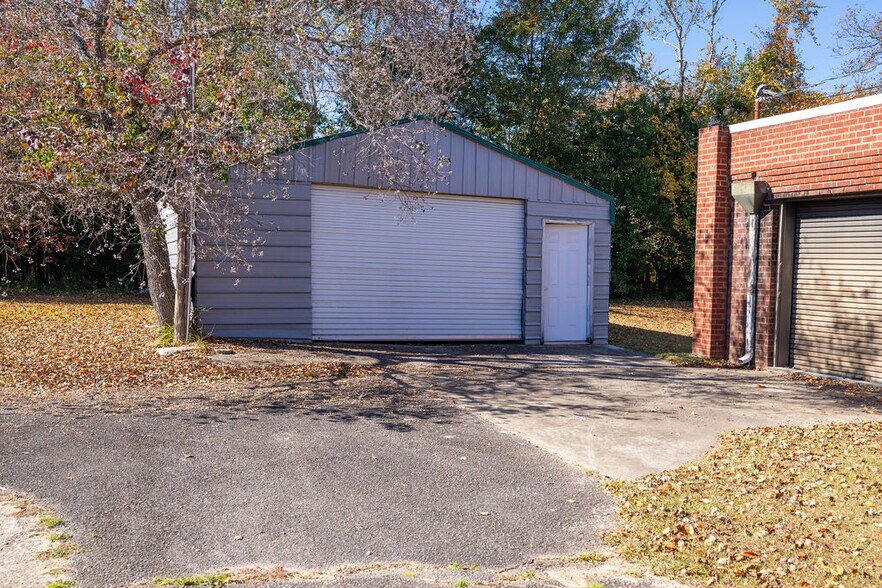 More Photos Of 403 S Pleasant Hill Rd, Warner Robins Office For Sale