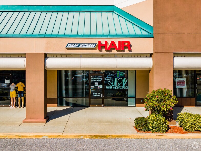 More Photos Of 10017 US Highway 19 S, Port Richey Unknown For Lease