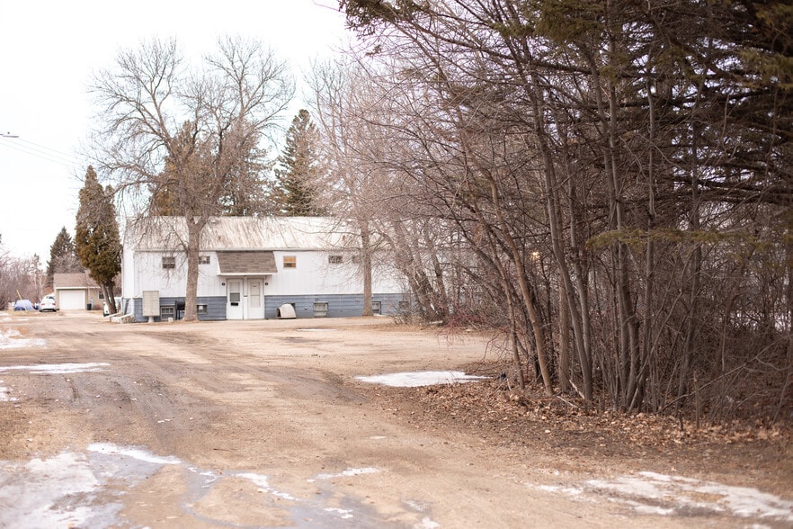 More Photos Of 1220 N Front St, Crookston Apartments For Sale