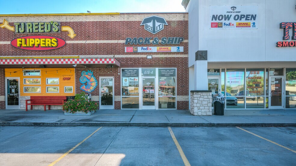 More Photos Of 660-688 Fm-517, Dickinson Unknown For Lease