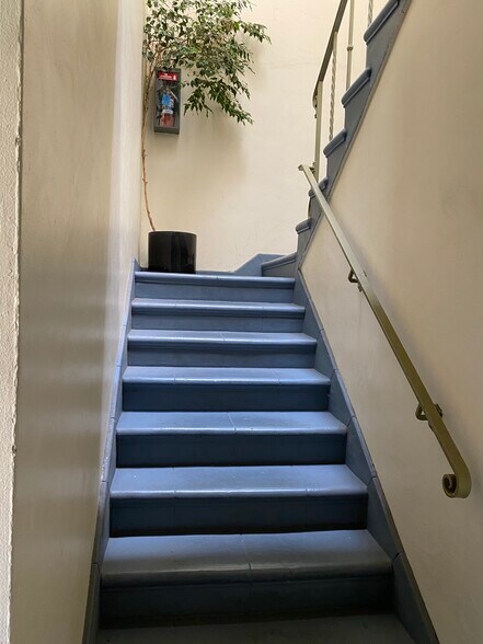 More Photos Of 1852-1862 N Edgemont St, Los Angeles Apartments For Sale