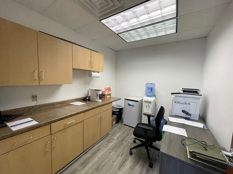 More Photos Of 2660 Superior Dr NW, Rochester Office For Sale