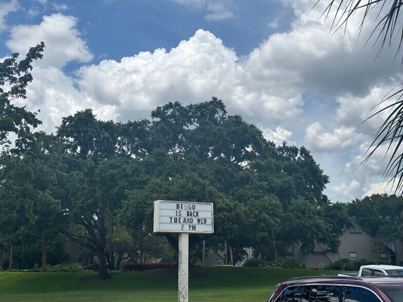 More Photos Of 951 Greenwood Blvd, Lake Mary General Retail For Sale