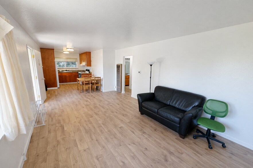 More Photos Of 2015 Hearst Ave, Berkeley Apartments For Sale
