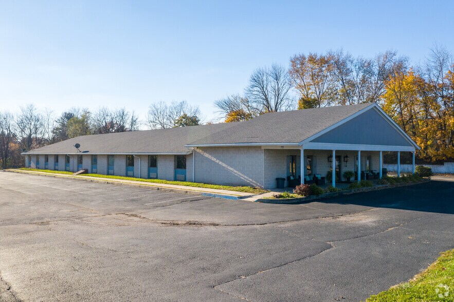 Primary Photo Of 2 Ridge Rd, Phoenixville Hotel For Sale