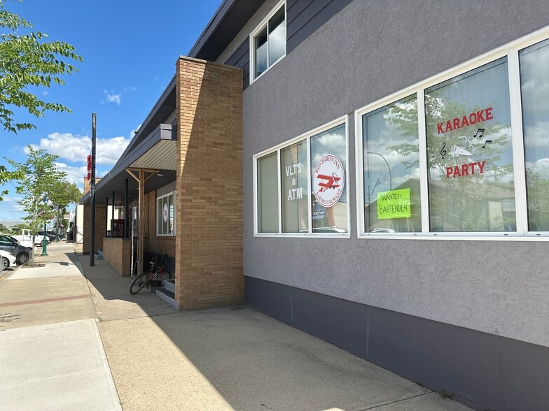 More Photos Of 5011 50 St, Barrhead Hotel For Sale