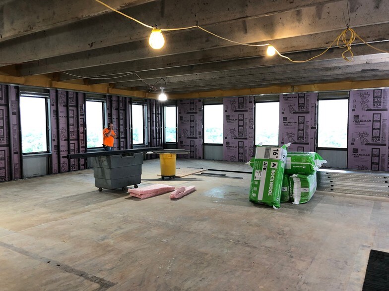 More Photos Of 200 1st St Se, Cedar Rapids Office For Lease