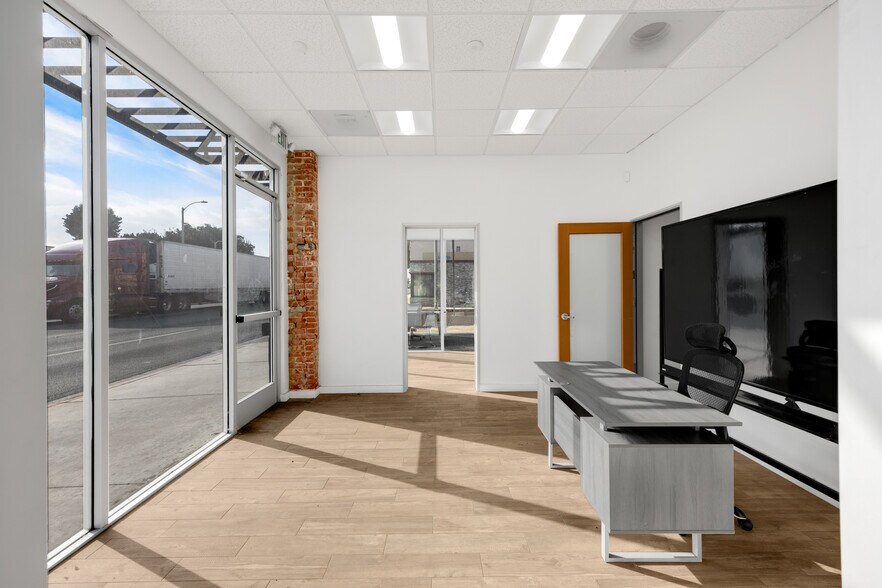 More Photos Of 3613 Gage Ave, Bell Storefront For Sale