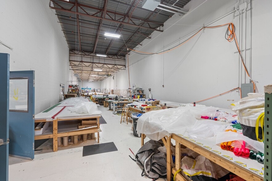 More Photos Of 96 Swampscott Rd, Salem Warehouse For Lease