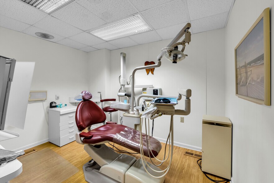 More Photos Of 1810 Washington Blvd, Easton Office Residential For Sale