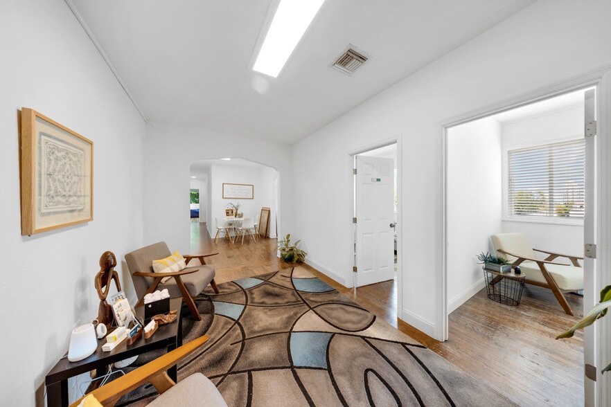 More Photos Of 1267 Coral Way, Miami Storefront Retail Residential For Lease