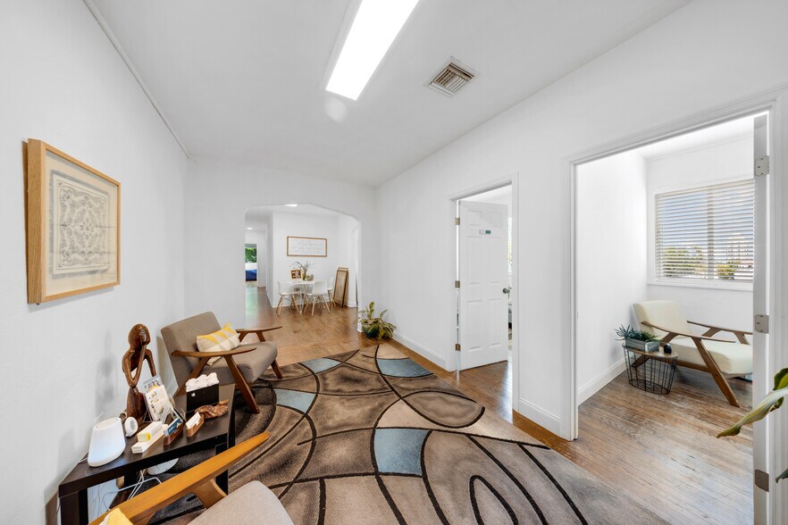 More Photos Of 1267 Coral Way, Miami Storefront Retail Residential For Lease