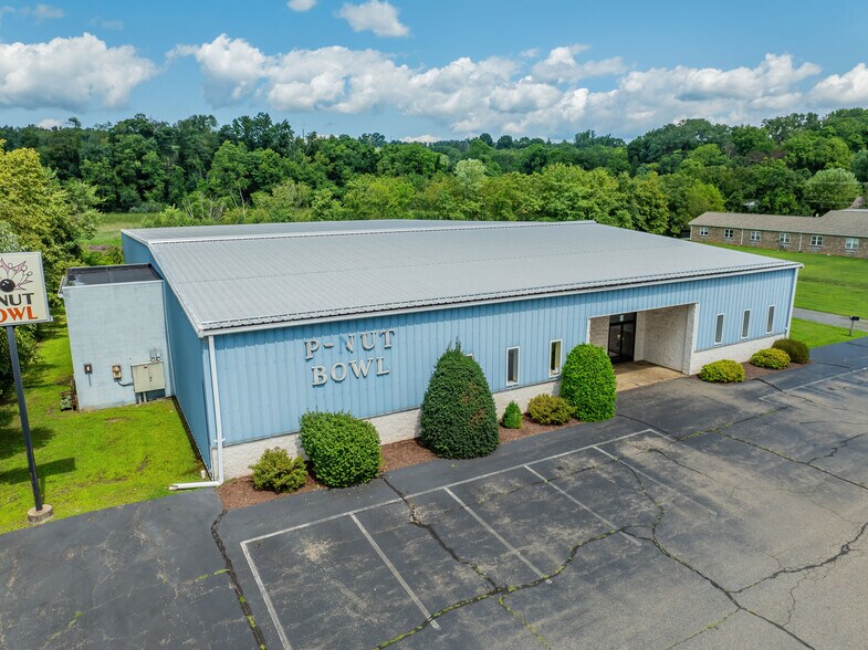 More Photos Of 2701 P Nut Ln, Bloomsburg Bowling Alley For Sale