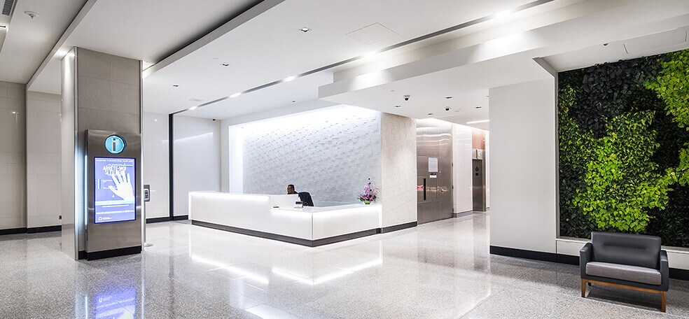 More Photos Of 50 O'Connor St, Ottawa Office For Lease