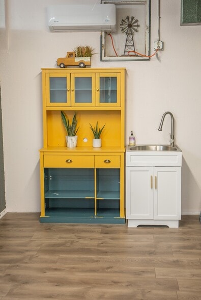 More Photos Of 113 Colorado ave, Stratton Office For Sale