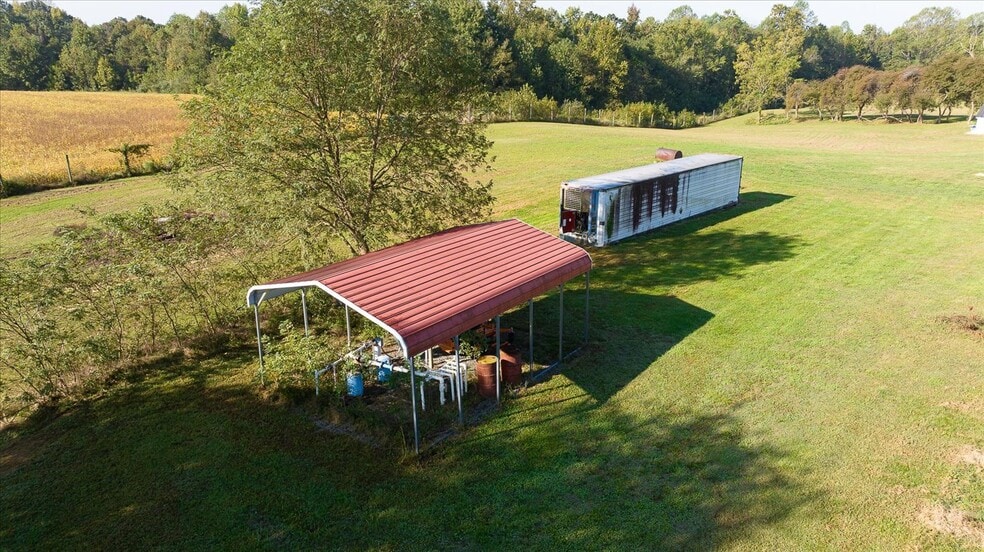 More Photos Of 667 Hustle Rd, Hustle Winery Vineyard For Sale