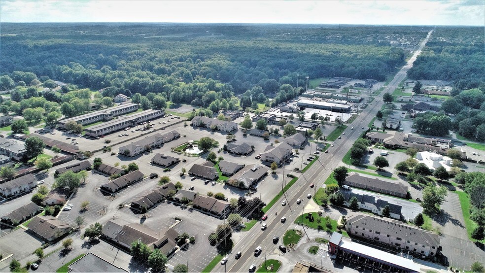 More Photos Of 725 Boardman Canfield Rd, Youngstown Office For Lease