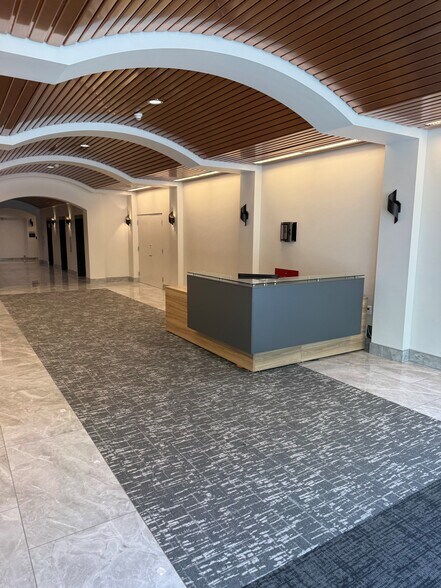 More Photos Of 1970 Broadway, Oakland Office For Lease