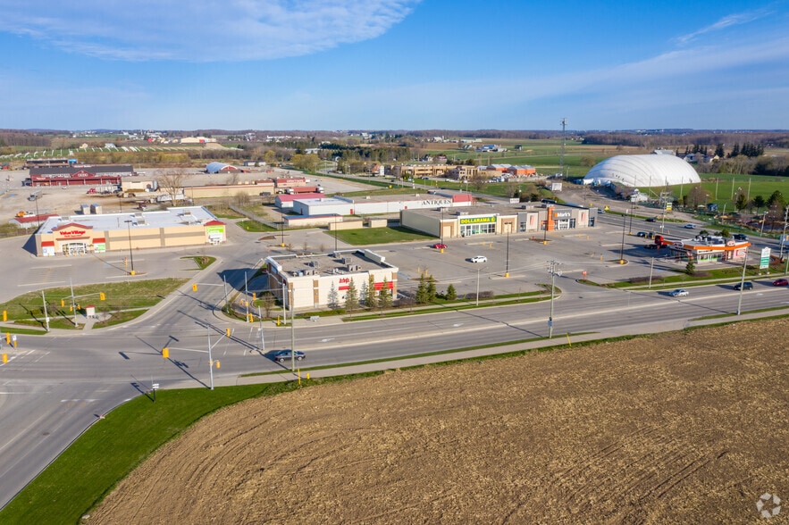More Photos Of 328 Farmers Market Rd, Waterloo Unknown For Lease