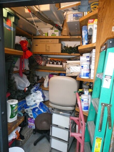 More Photos Of 1101 Foothill Blvd, La Cañada Flintridge Storefront For Lease