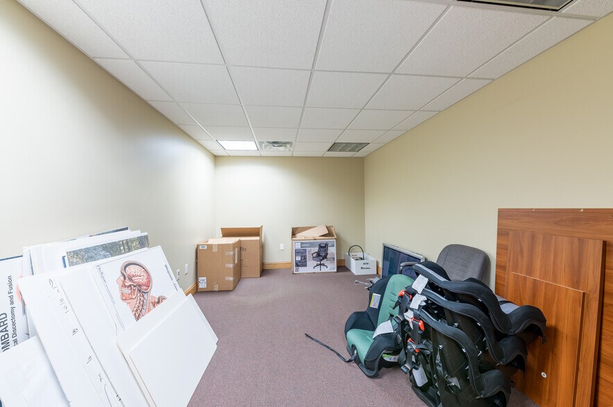 More Photos Of 315 High St, Morgantown Office For Sale