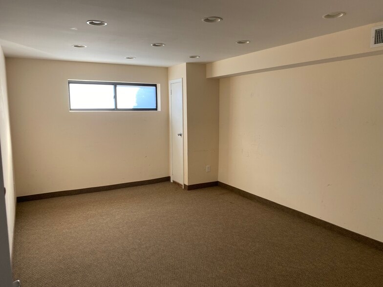 More Photos Of 205 Smithtown Blvd, Nesconset Office For Sale