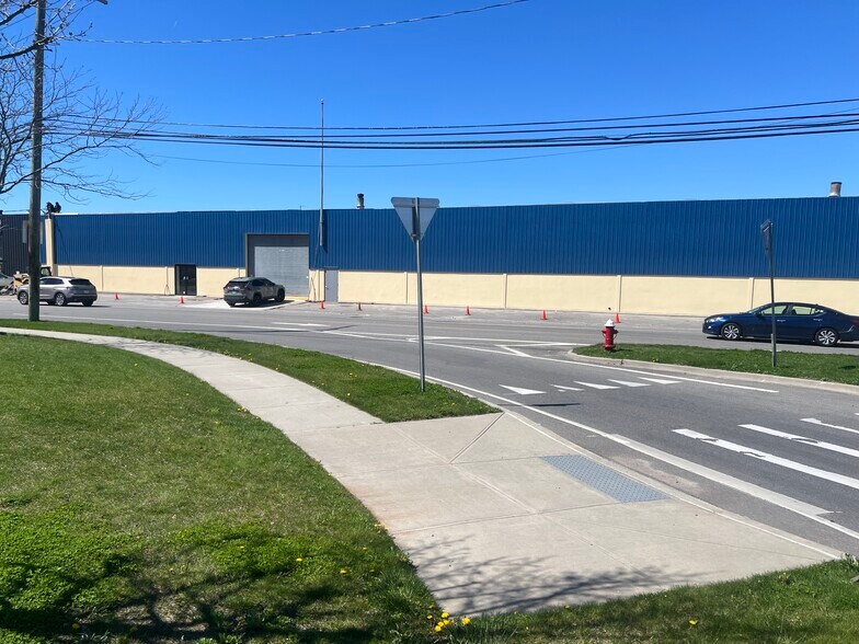 Primary Photo Of 3800 Hampton Rd, Oceanside Warehouse For Lease