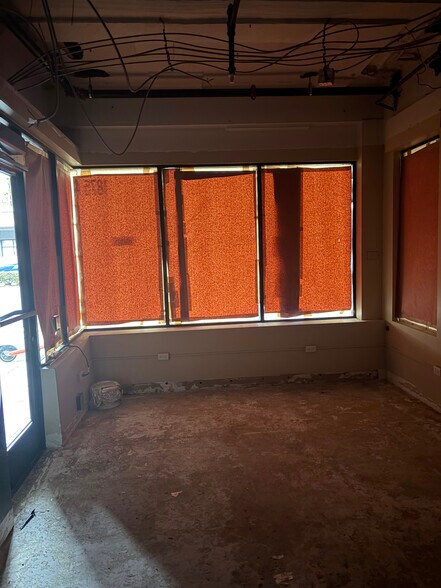 More Photos Of 1875 Lombard St, San Francisco Storefront Retail Office For Lease