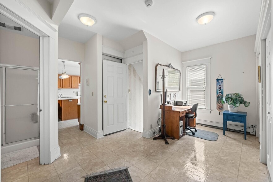 More Photos Of 1975 Seneca St, Buffalo Office For Sale