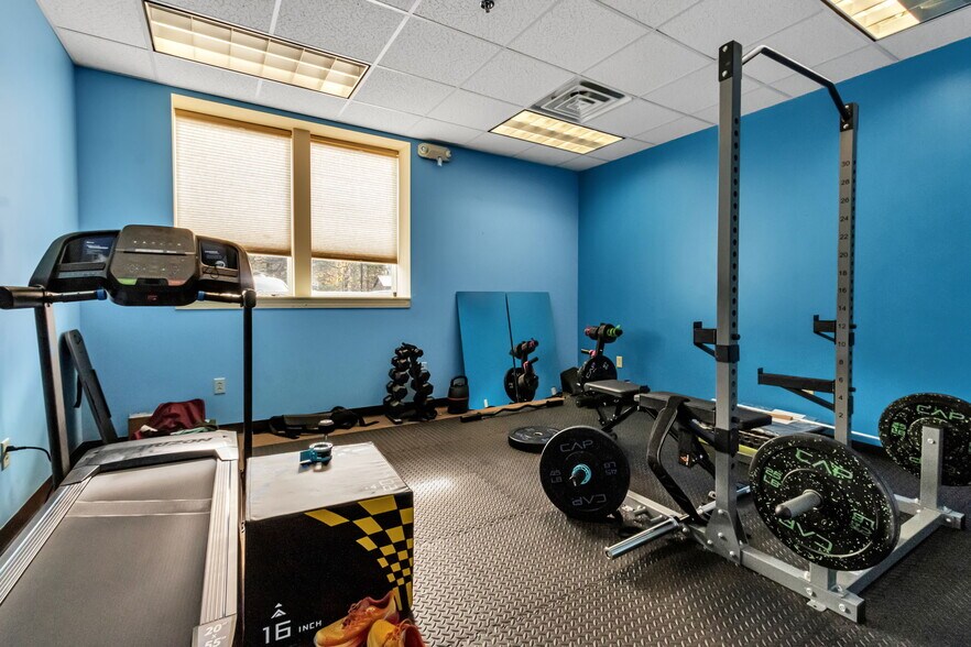 More Photos Of 2-85 Bristol Ln, Ellicottville General Retail For Sale
