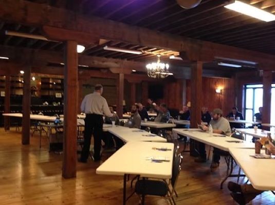 More Photos Of 2600 6th Ave, Troy Showroom For Lease