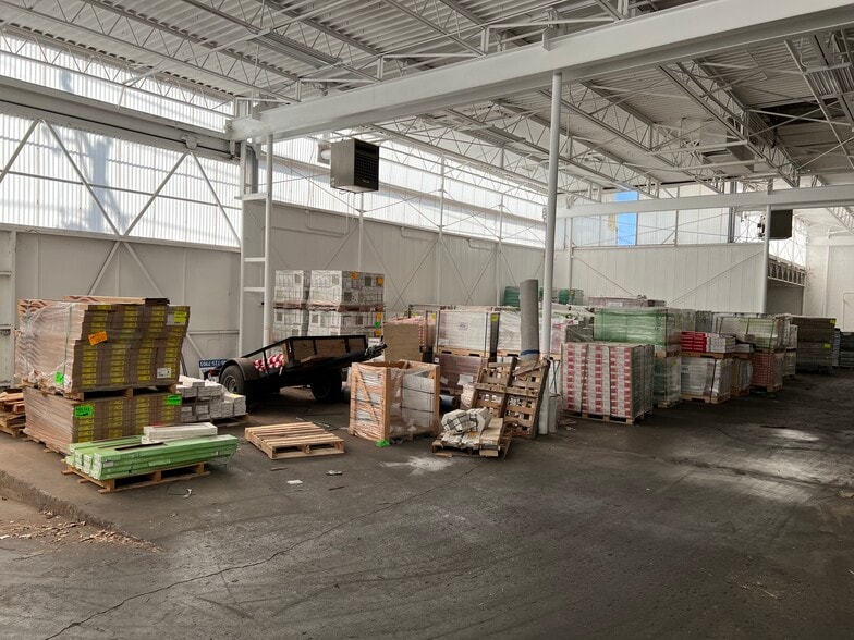 More Photos Of 2101 Grant St, Wichita Falls Warehouse For Lease