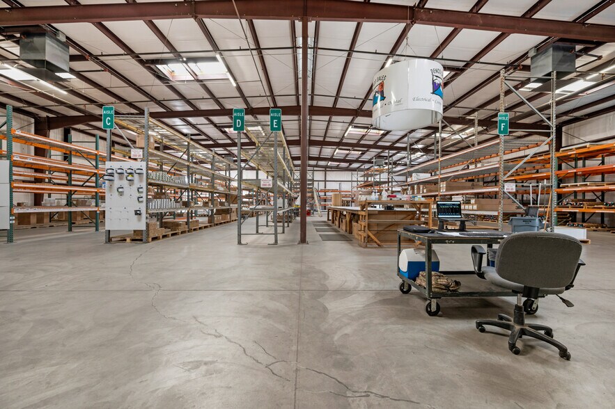 More Photos Of 4634 Weathermaker Ave, Fresno Warehouse For Sale