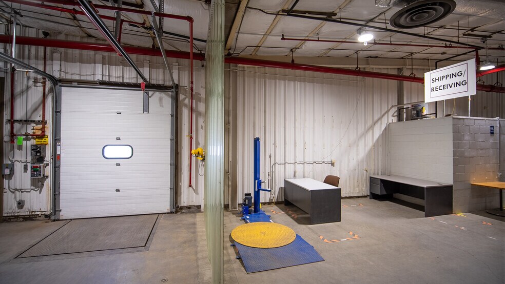 More Photos Of 901 Home St, Rushford Manufacturing For Sale