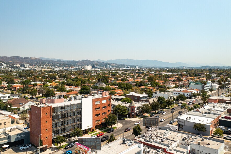More Photos Of 7451-7465 Beverly Blvd, Los Angeles Loft Creative Space For Lease
