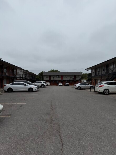More Photos Of 2007 NW Lindy Ave, Lawton Apartments For Sale
