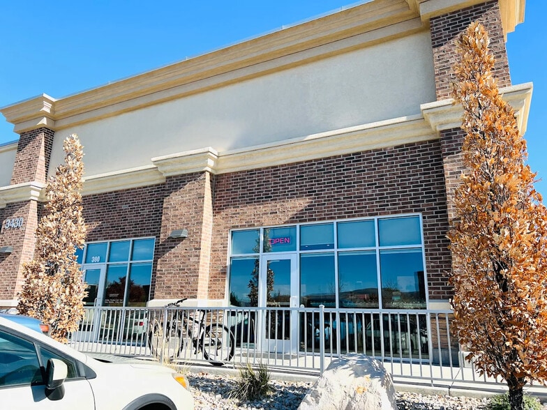 Primary Photo Of 3430 N Ashton Blvd, Lehi Restaurant For Lease