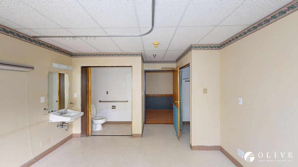 More Photos Of 3625 Parkmoor Village Dr, Colorado Springs Skilled Nursing Facility For Sale