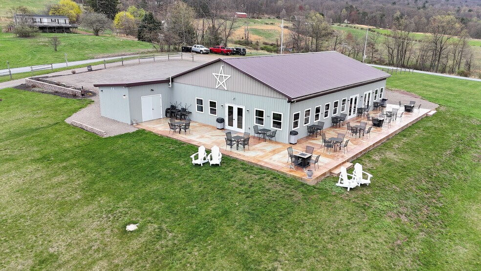 More Photos Of 596 Harman Rd, Halifax Winery Vineyard For Sale