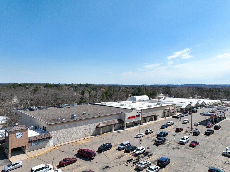 More Photos Of 17158 County Highway J, Chippewa Falls Supermarket For Lease